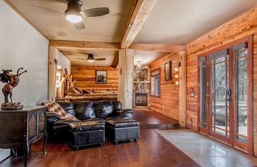 Pinetop House | Premier Pinetop Country Getaway - Luxury at its finest!