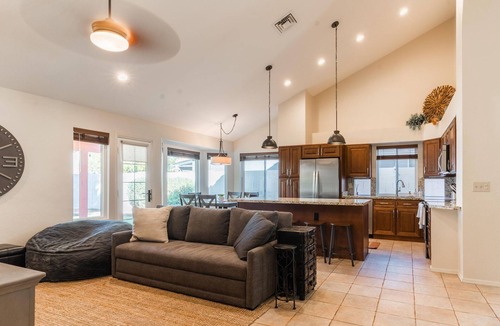 Val Vista Lakes House | Premier Val Vista Lakes Community Amenities 3 bed + Loft house in lovely Gilbert