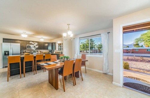 Tucson House | Private Desert Spa Retreat Pool, Corporate Insurance Stays Welcome