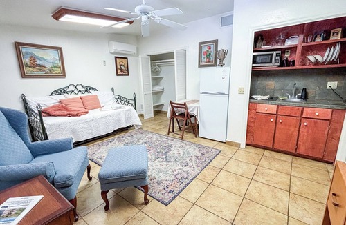 Tucson Apartment | Private Entrance + Patio Guest Home Near TMC, UofA & The Loop
