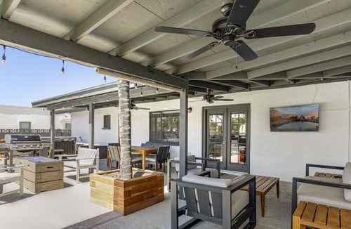 Paradise Valley Village House | *Private Heated Pool & Hot Tub* Minutes to Kierland & Scottsdale Quarter