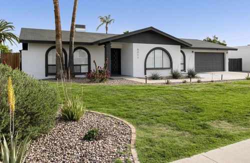 Paradise Valley Village House | *Private Heated Pool & Hot Tub* Minutes to Kierland & Scottsdale Quarter