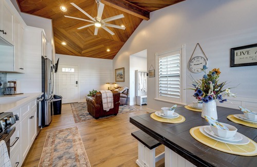 Mesa Apartment | Private Pool & Hot Tub! Relaxing Mesa Apartment
