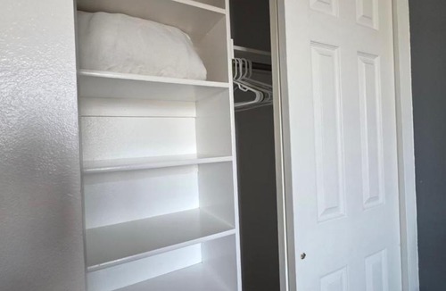 Magna House | Private Queen Room 12 minutes from SLC Airport free Wifi