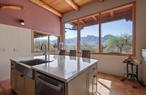 Oro Valley House | Private Santa Fe Home w/Unobstructed Mountain Views in heart of Oro Valley