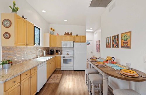 Sunset Manor Villa | Private villa w/King & Queen beds Oro Valley & NW Tucson area