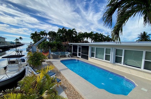Marathon House | Private Waterfront Single Family Home,Heated Pool,Dock,Ocean Views,Kayaks, WOW