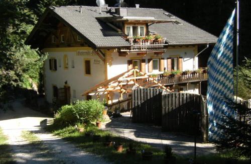 San Nicolo d'Ega House | Privatzimmer Gassermühle