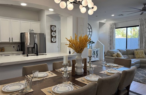Phoenix House | PROMO 5% & 10% DISCOUNTS Remodeled Gem! Modern Home Near Airport & Old Town