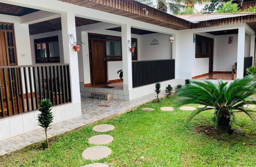 Sauce Hostel | Puerto Azul