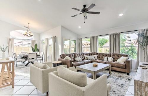 Chandler House | Putting Green! Desert Group Getaway in Chandler