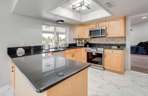 Dobson Ranch House | Putting Green! Fairway Retreat on Dobson Ranch