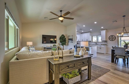 Sun City West Cottage | Putting Green, Grill: Home in Sun City West!