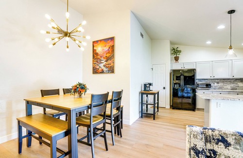 Springer Ranch House | Putting Green & Pool! Peoria Home Near Sports