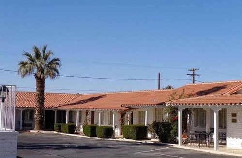 Yuma Townsite Apartment | Queen Bed|Nsmk|Yuma AZ