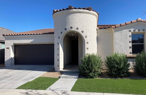 Queen Creek House | Queen Creek home with pool near golf course