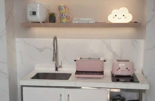 Hue City Centre House | Queen's Motel