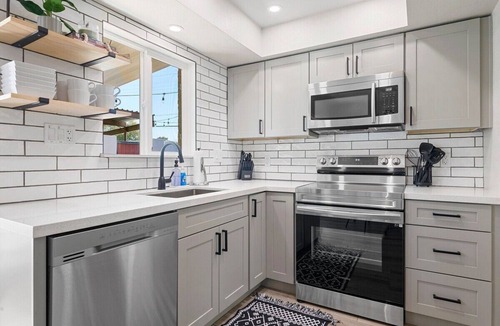 Village Grove House | Quiet 1-Story OldTown Condo w/CozyPatio & Parking!