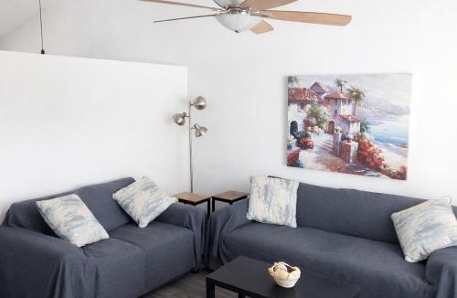 Tucson House | Quiet area, Mountain View's and a backyard Gazebo