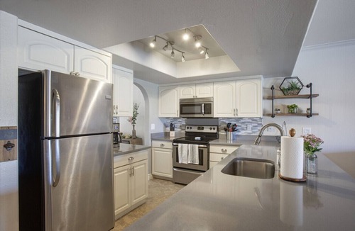 Dobson Ranch House | Quiet Desert Oasis on Golf Course w/Heated Pool