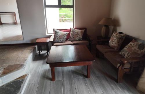 uMshwathi Ski Chalet | Rainbow's End