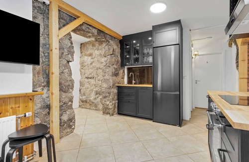 Vesturbær Apartment | Ranargata - Central Four Bedrooms Apartment A