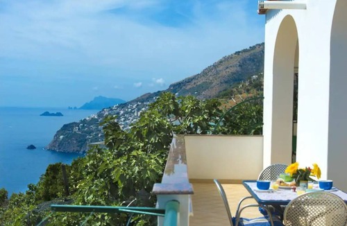 Conca dei Marini Apartment | Raphael House, terrace with solarium and sea view