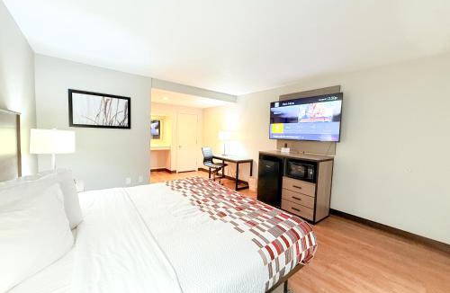 Feldman's Hotel | Red Roof Inn Tucson Downtown - University