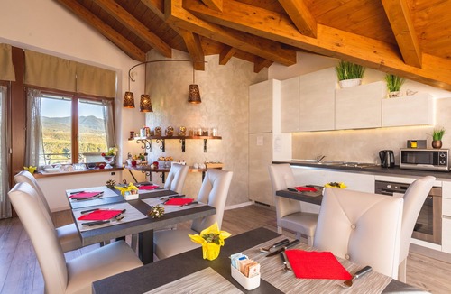 Tassullo Bed & Breakfast | Relais Villa Quercia