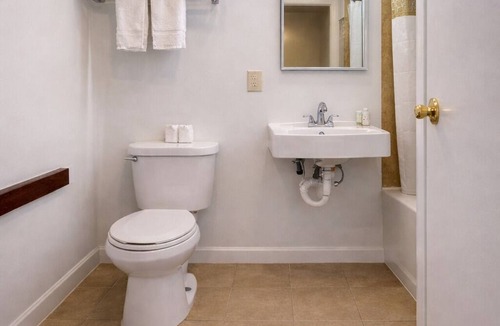 Smyrna Hotel | Relax Inn Smyrna Dover Coastal Gateway
