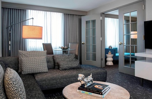 17th Street Causeway Hotel | Renaissance Fort Lauderdale Marina Hotel
