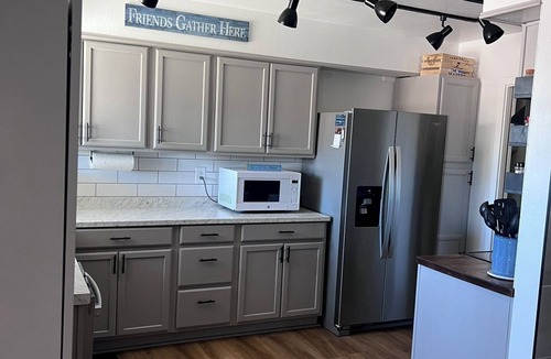Sun City House | Renovated, Cozy Sun City Home Ready to Host Your Getaway!