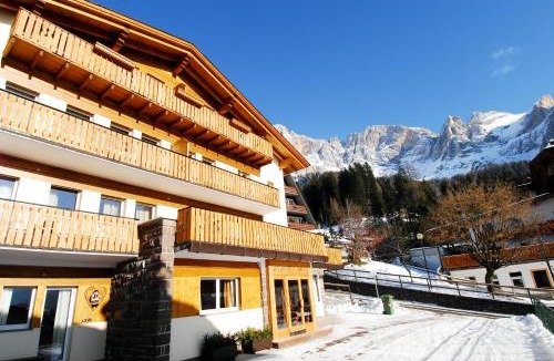 San Martino di Castrozza Apartment | Residence Adler