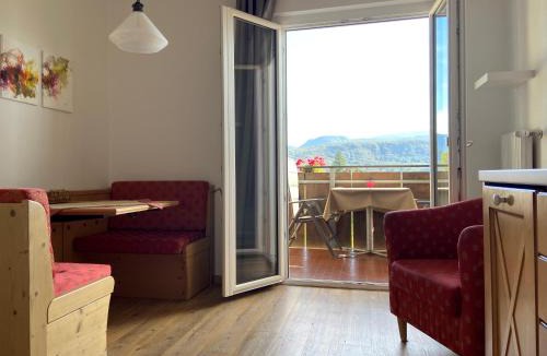 Caldaro Sulla Strada del Vino Apartment | Residence La Terrazza - Südtirol erleben in Kaltern am See