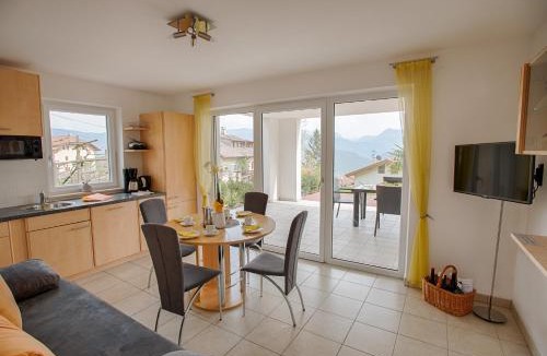 Caldaro Sulla Strada del Vino Apartment | Residence Prunarhof