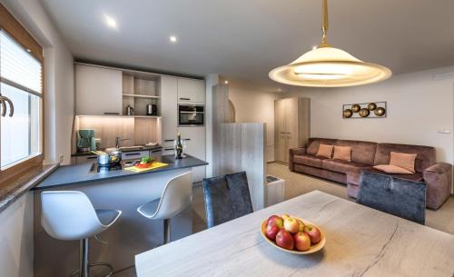 Caldaro Sulla Strada del Vino Apartment | Residence Sonneckhof