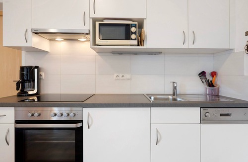 Lagundo Apartment | Residence Sonngart Apartment A8 with View of Merano, Shared Pool, Hot Tub, and Wi-Fi