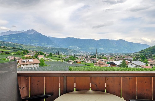 Lagundo Apartment | Residence Sonngart Apartment A7 with Merano View, Shared Pool, Whirlpool & Wi-Fi