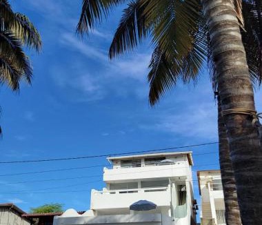 Los Pinos Apartment | Residencia Madona del Mar - Casa Frente al Mar con Piscina