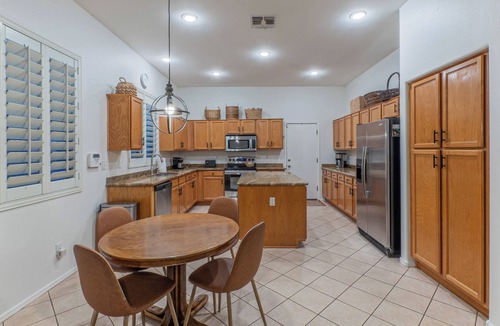 Power Ranch House | Resort Amenities: Game Room, Pvt Htd POOL, Putt Green, Covered Patio, Gas Grill