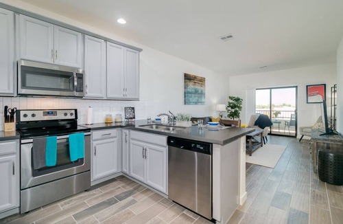 Ocotillo Condo | Resort Condo! Walk to Rest. and Bars! 30 night Min