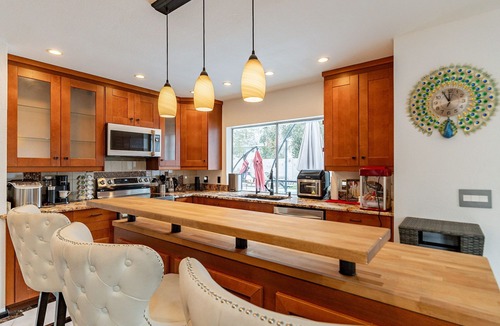 Provinces Master Community House | Resort setting in Chandler Home with Free Heated Pool/Spa/Game Room/Mini Golf