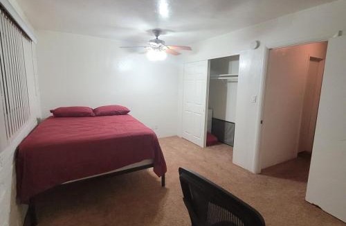 West University Apartment | Resort-Style Condo with Pool, Balcony, Walk to U of A