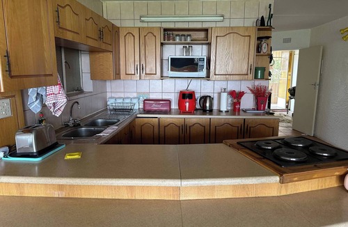Deneysville Apartment | Retro at The Vaal - entire Flat