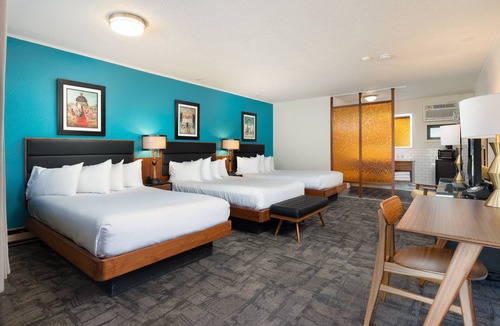Bozeman Hotel | Retro Motel in Bozeman Montana