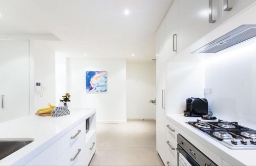 Downtown Ho Chi Minh City Apartment | RiverGate Apartment with Central View
