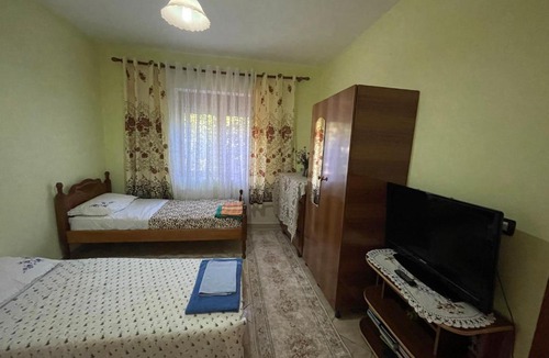 Puke House | Riza Guest House