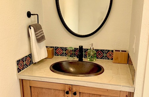 Nogales House | RoadRunner Guest house at Birdsong Retreat