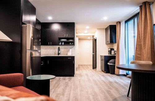 Downtown St. Paul Apartment | Roami at the Fitz | 1BR sleeps 4 | gym