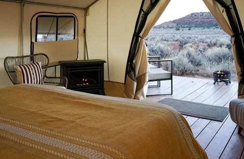 Kanab RV Rental | Romantic Safari Tent Glamping in Kanab, Utah: Unforgettable Getaway for Two